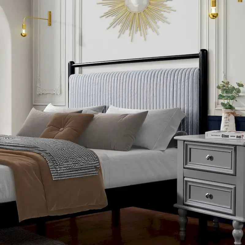 Letto a piattaforma grande grigio e nero con testiera imbottita – Adatto per 1-2 persone