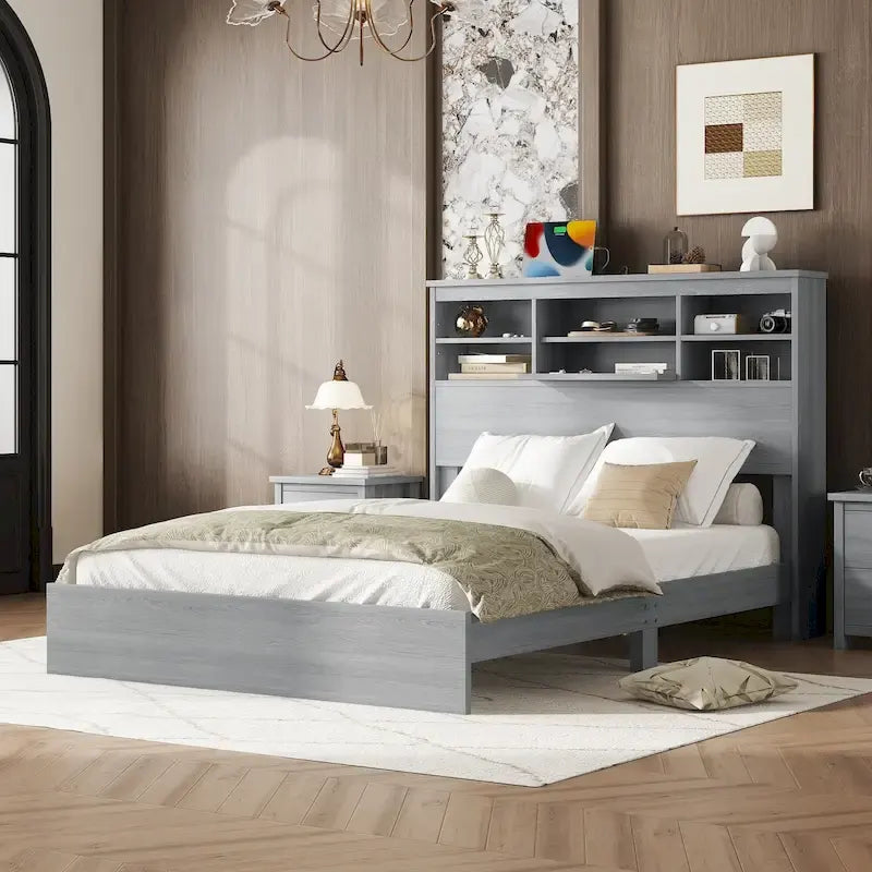 Letto Matrimoniale Queen in Stile Vintage con Testiera Contenitore e Stazione di Ricarica – Grigio Chiaro / Bianco / Noce, 1–2 Persone