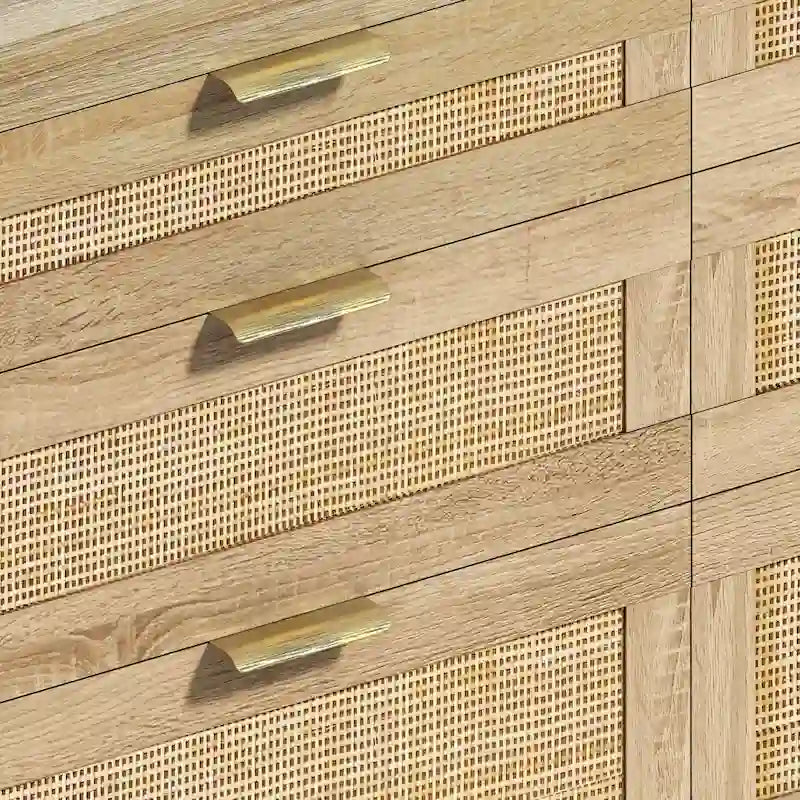 Comò doppio a 6 cassetti con frontale in rattan nero/naturale, maniglie in metallo, gambe in legno