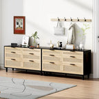 Comò doppio a 6 cassetti con frontale in rattan nero/naturale, maniglie in metallo, gambe in legno