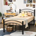 Struttura letto a piattaforma in metallo nero con testiera | Singolo/Matrimoniale | 1–2 persone