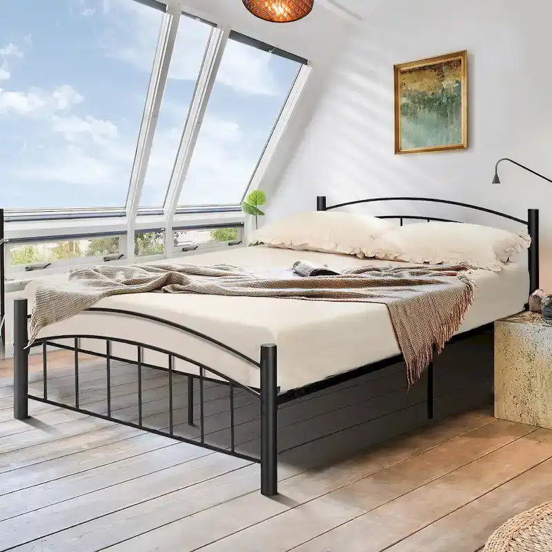 Struttura letto a piattaforma in metallo nero con testiera | Singolo/Matrimoniale | 1–2 persone