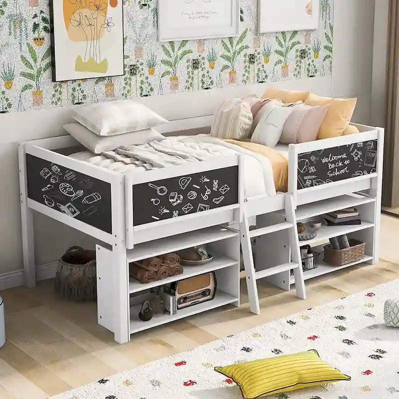 Letto a soppalco basso per una persona, bianco/grigio, con ripiani, scala e lavagna