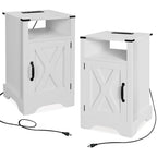 Comodino Barn Door con Stazione di Ricarica, Set da 2 – Bianco/Espresso, Mandorla, Grigio Carbone, Bianco, Nero