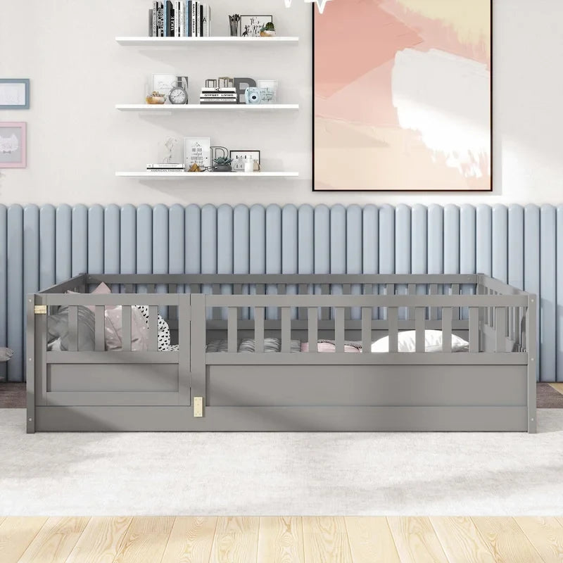 Letto a pavimento in pino bianco/grigio con spondina – Matrimoniale/Singolo, 1 bambino