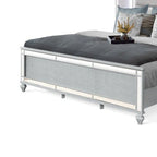 Letto king in velluto argentato capitonné con LED e profili a specchio